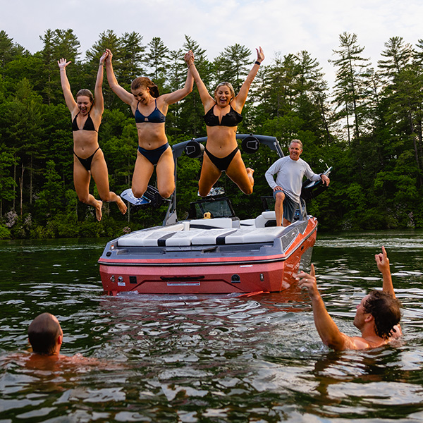 Axis ASeries PickleFork Wakesurf & Wakeboard Boats